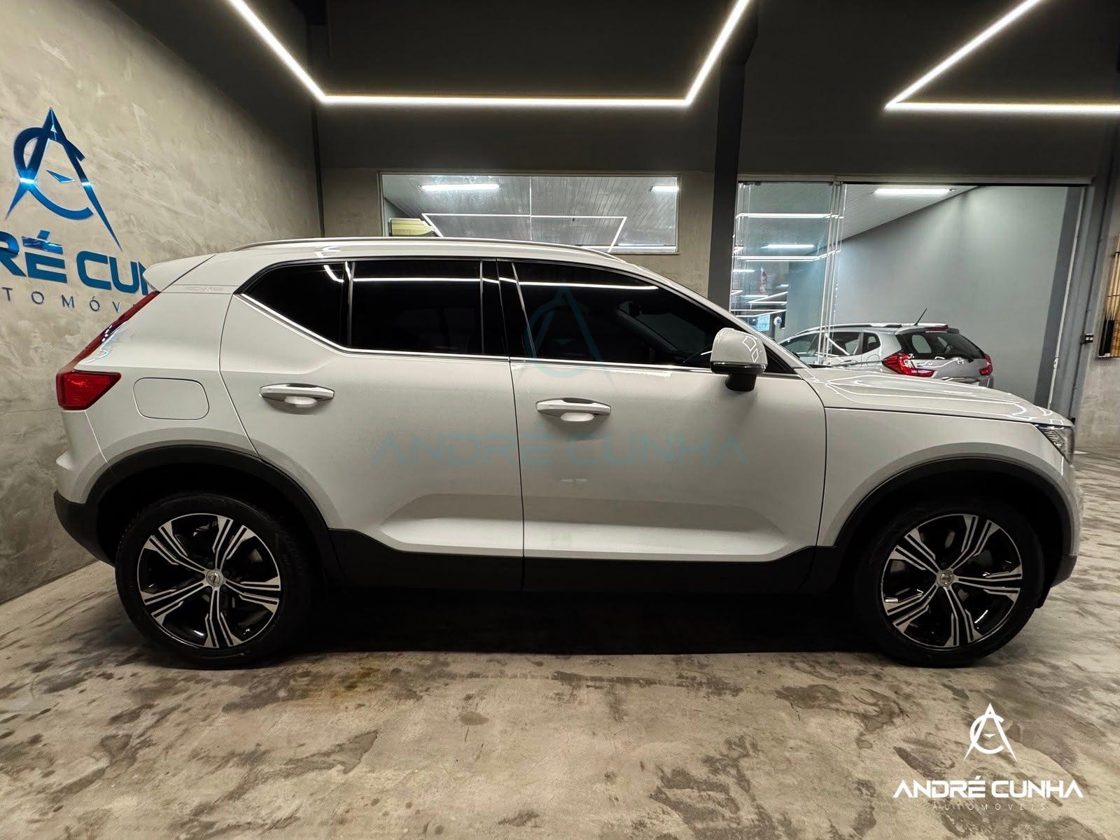 Foto numero 7 do veiculo Volvo XC40 T-5 INSCRIPTION 1.5 FWD (Híbrido)  - Prata - 2021/2022