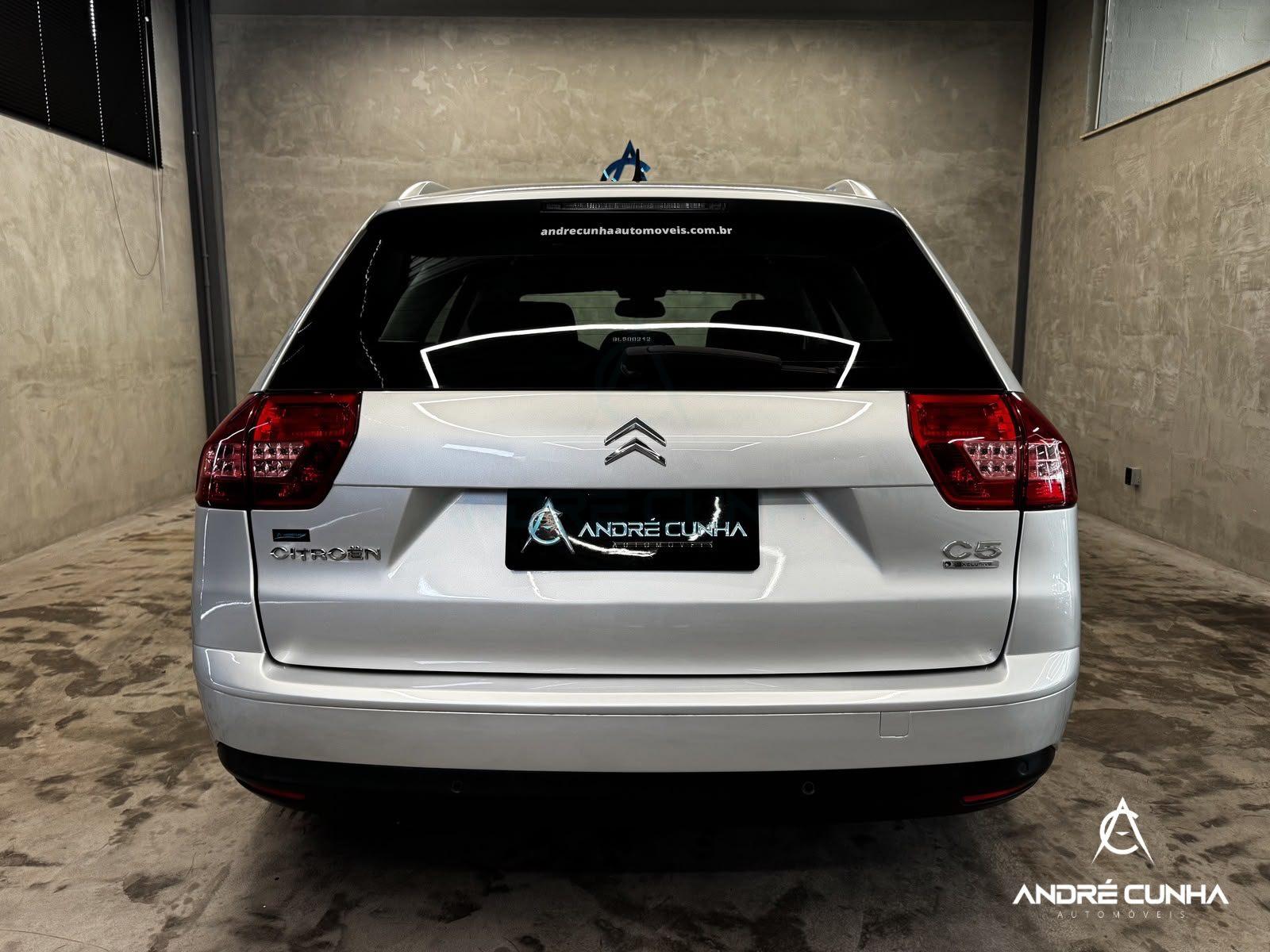 Foto numero 5 do veiculo Citroën C5 Tourer Exclusive 2.0 16V 5p Aut. 2011 - Prata - 2010/2011