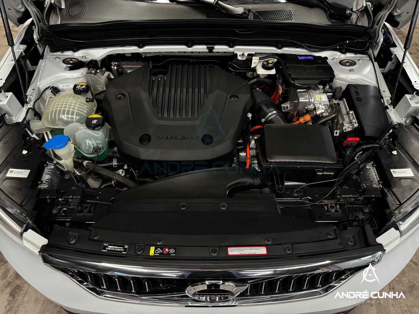 Foto numero 18 do veiculo Volvo XC40 T-5 INSCRIPTION 1.5 FWD (Híbrido)  - Prata - 2021/2022