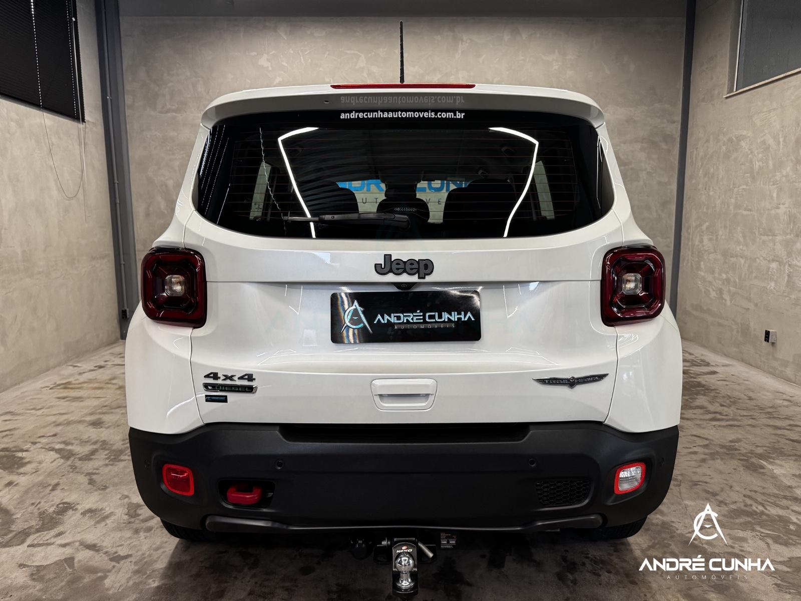 Foto numero 5 do veiculo Jeep Renegade Trailhawk 2.0 4x4 TB Diesel Aut  - Branca - 2021/2021