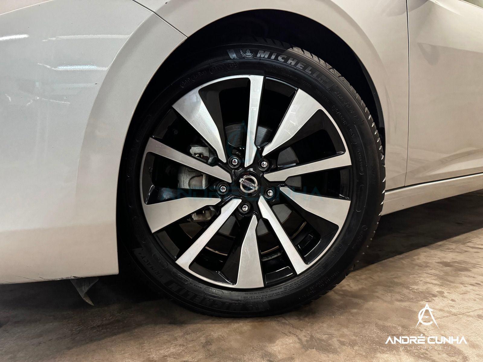 Foto numero 8 do veiculo Nissan Sentra Exclu. Int. Premium 2.0 16V Aut.  - Prata - 2023/2023