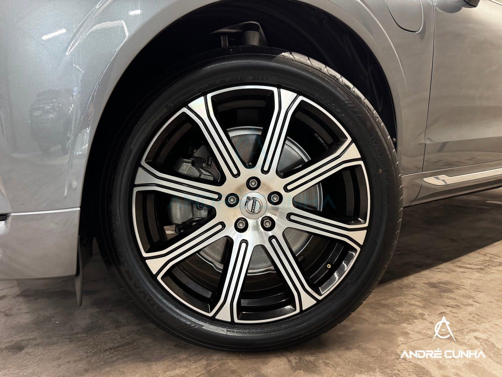Foto numero 8 do veiculo Volvo XC60 60 T-8 INSCRIPTION 2.0 (Híbrido)  - Cinza - 2021/2021