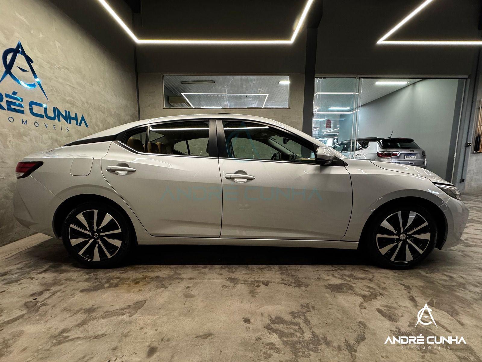 Foto numero 7 do veiculo Nissan Sentra Exclu. Int. Premium 2.0 16V Aut.  - Prata - 2023/2023