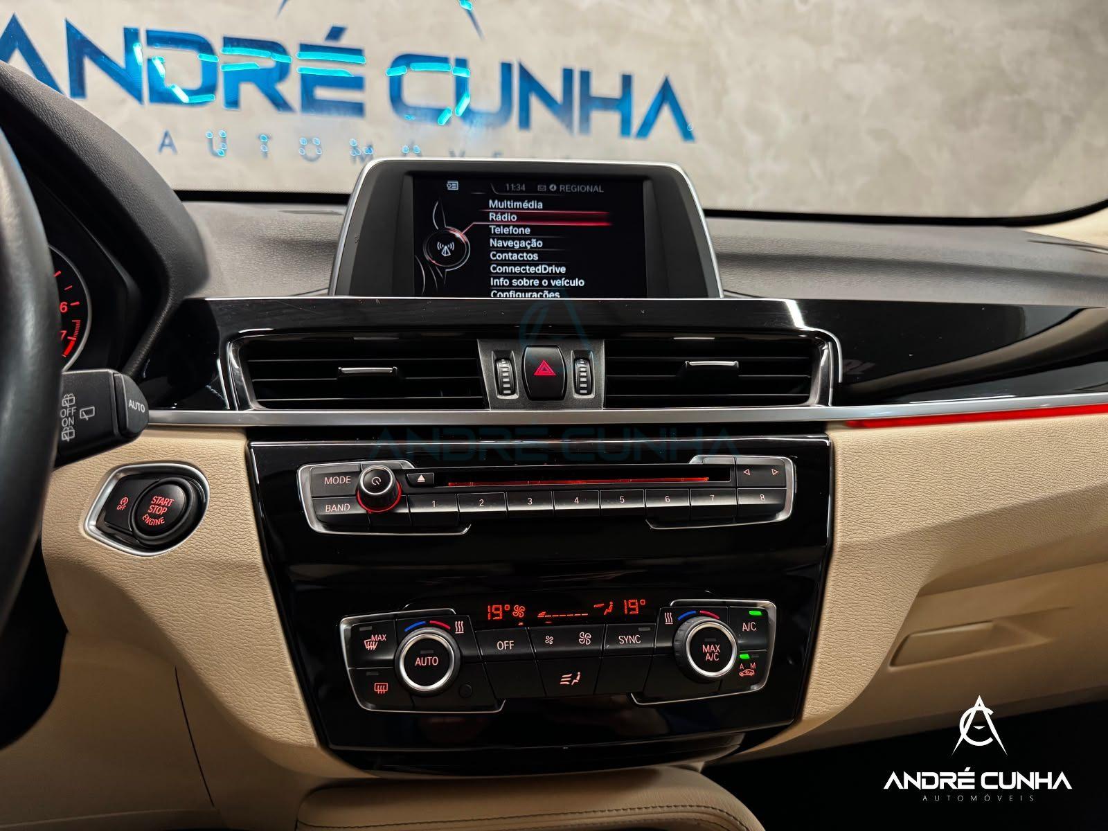 Foto numero 12 do veiculo BMW X1 SDRIVE 20i 2.0/2.0 TB Acti.Flex Aut.  - Cinza - 2017/2018