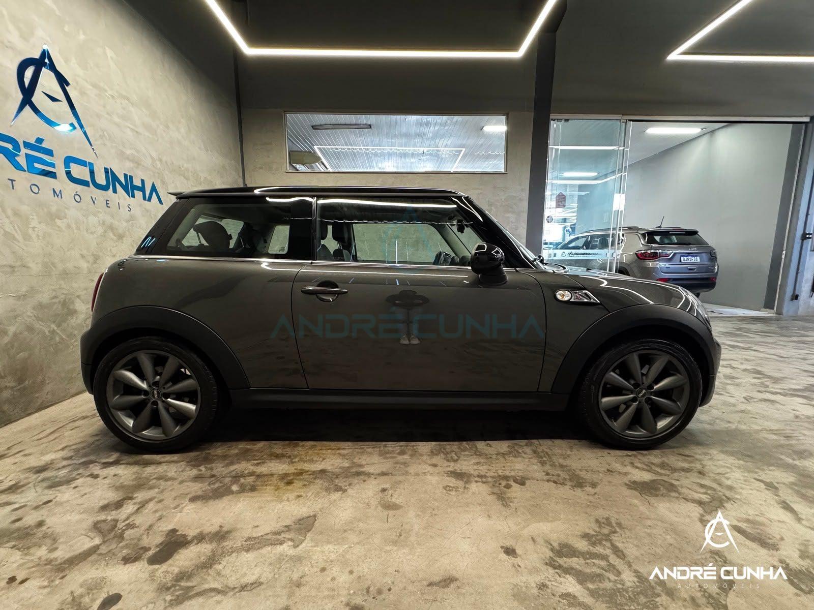 Foto numero 7 do veiculo Mini Cooper S 1.6 Aut. - Cinza - 2011/2012