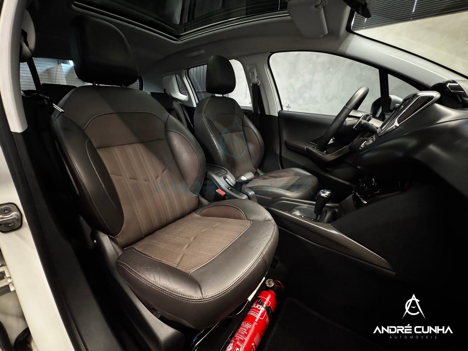 Foto numero 13 do veiculo Peugeot 2008 Griffe 1.6 Flex 16V 5p Aut.  - Branca - 2015/2016
