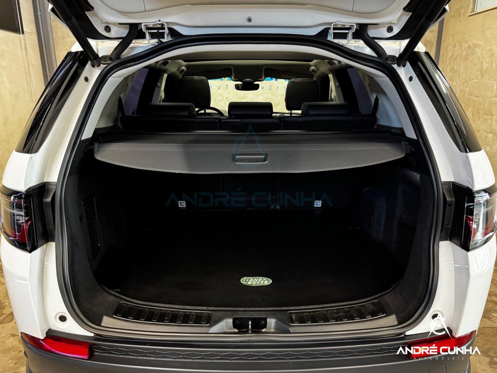 Foto numero 16 do veiculo Land Rover Discovery Sp. SE 2.0 4x4 Dies Aut.(Híb.)  - Branca - 2022/2022
