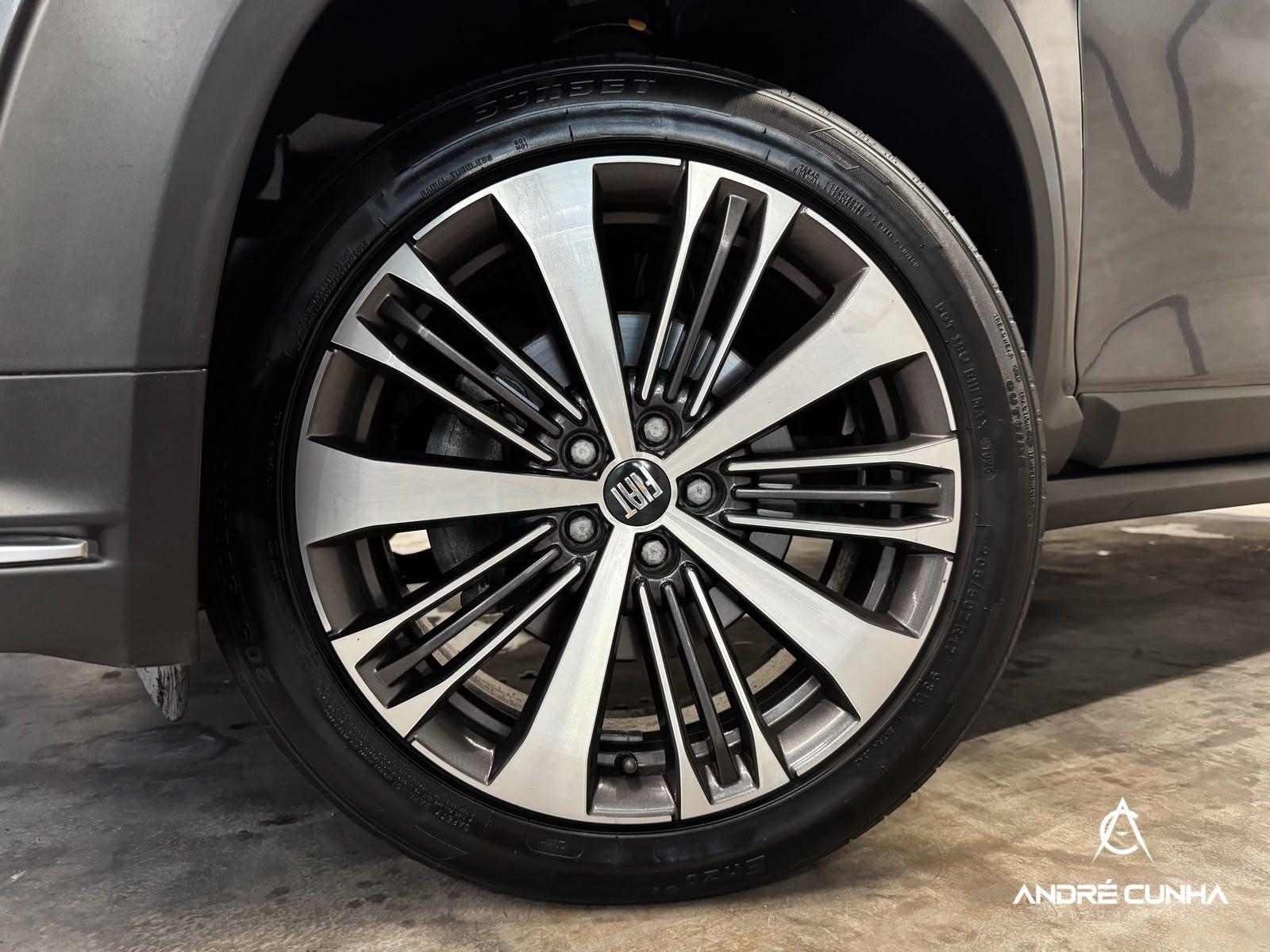 Foto numero 8 do veiculo Fiat Fastback Audace 1.0 200 T. Flex Aut  - Cinza - 2022/2023