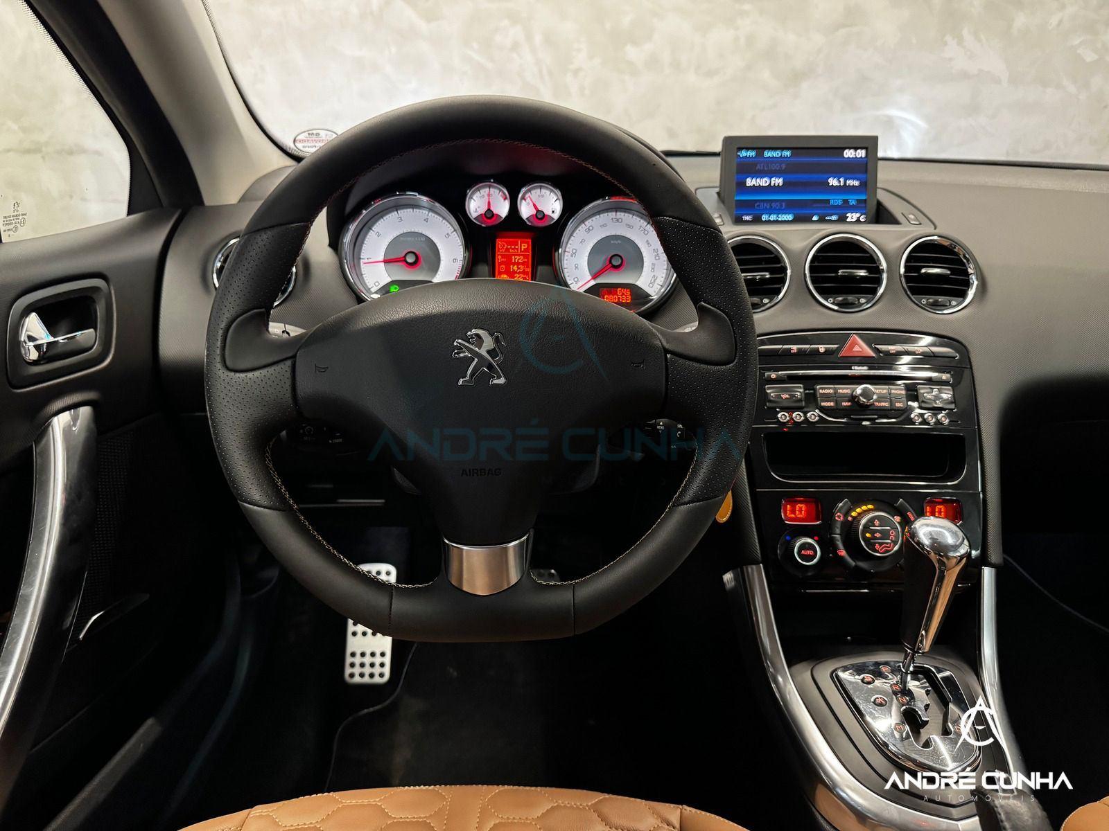 Foto numero 11 do veiculo Peugeot 308 CC 1.6 Turbo 16V 2p Aut.  - Branca - 2012/2013