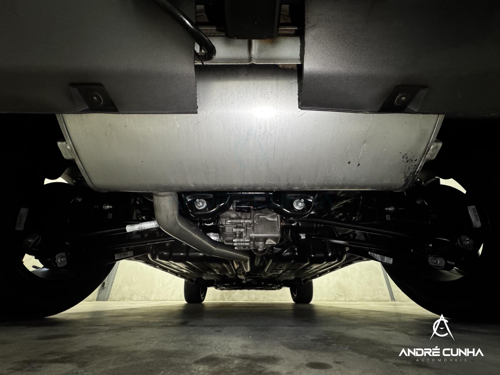 Foto numero 19 do veiculo Jeep Renegade Trailhawk 2.0 4x4 TB Diesel Aut  - Branca - 2021/2021
