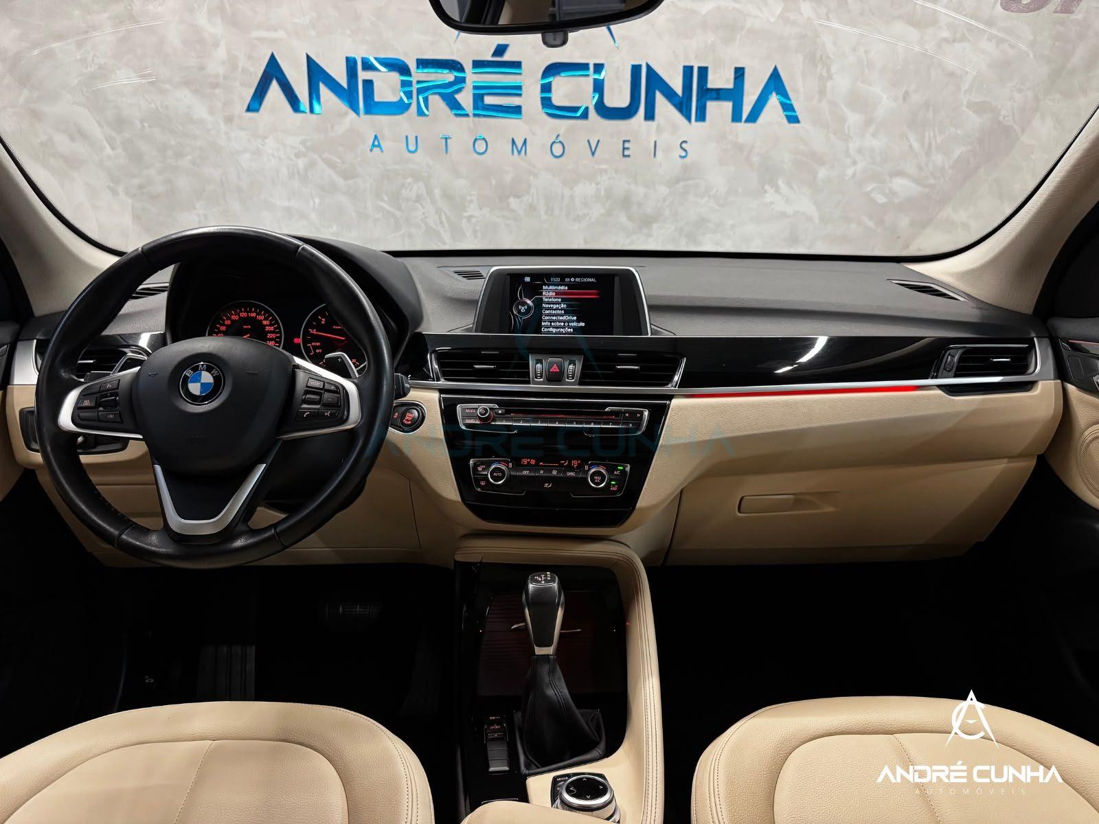 Foto numero 9 do veiculo BMW X1 SDRIVE 20i 2.0/2.0 TB Acti.Flex Aut.  - Cinza - 2017/2018