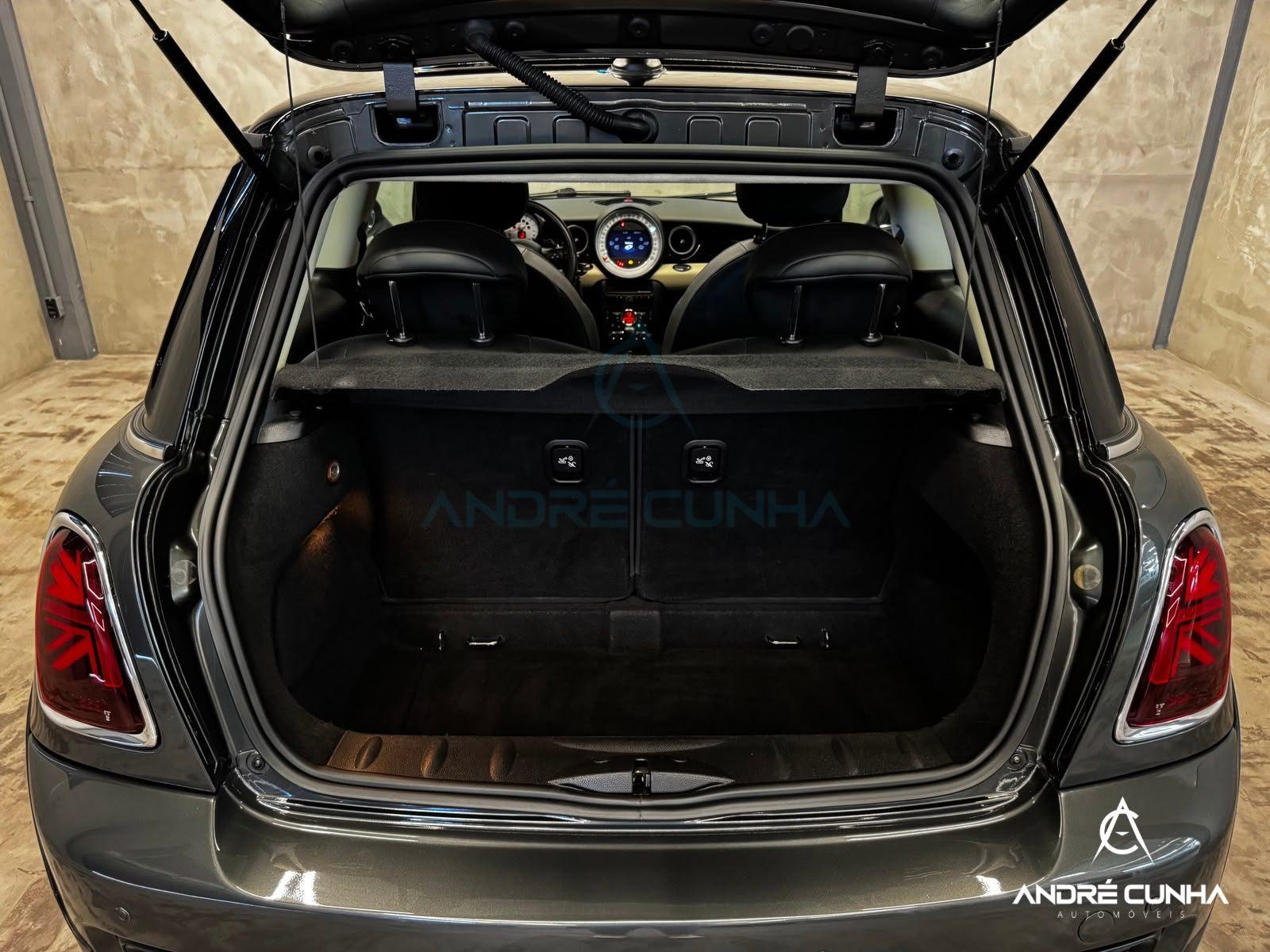 Foto numero 16 do veiculo Mini Cooper S 1.6 Aut. - Cinza - 2011/2012