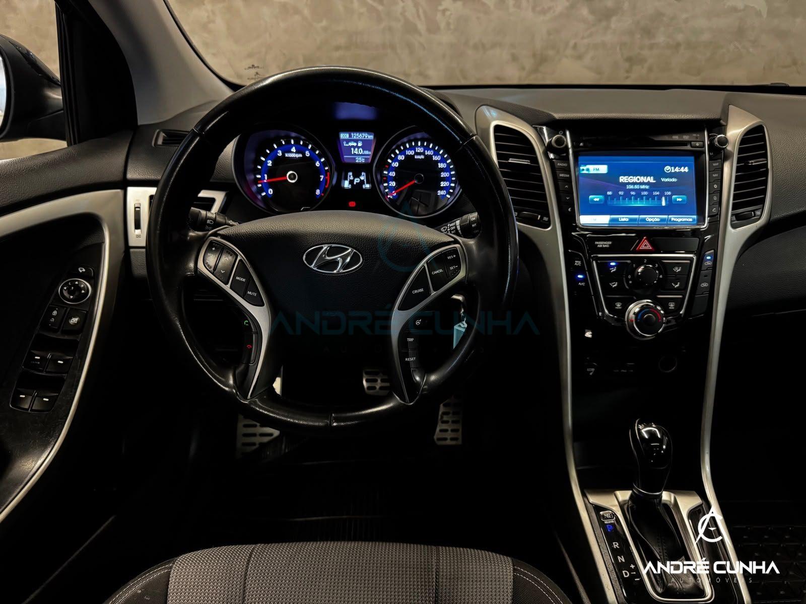 Foto numero 11 do veiculo Hyundai I30 1.8 16V Aut. 5p  - Preta - 2015/2016