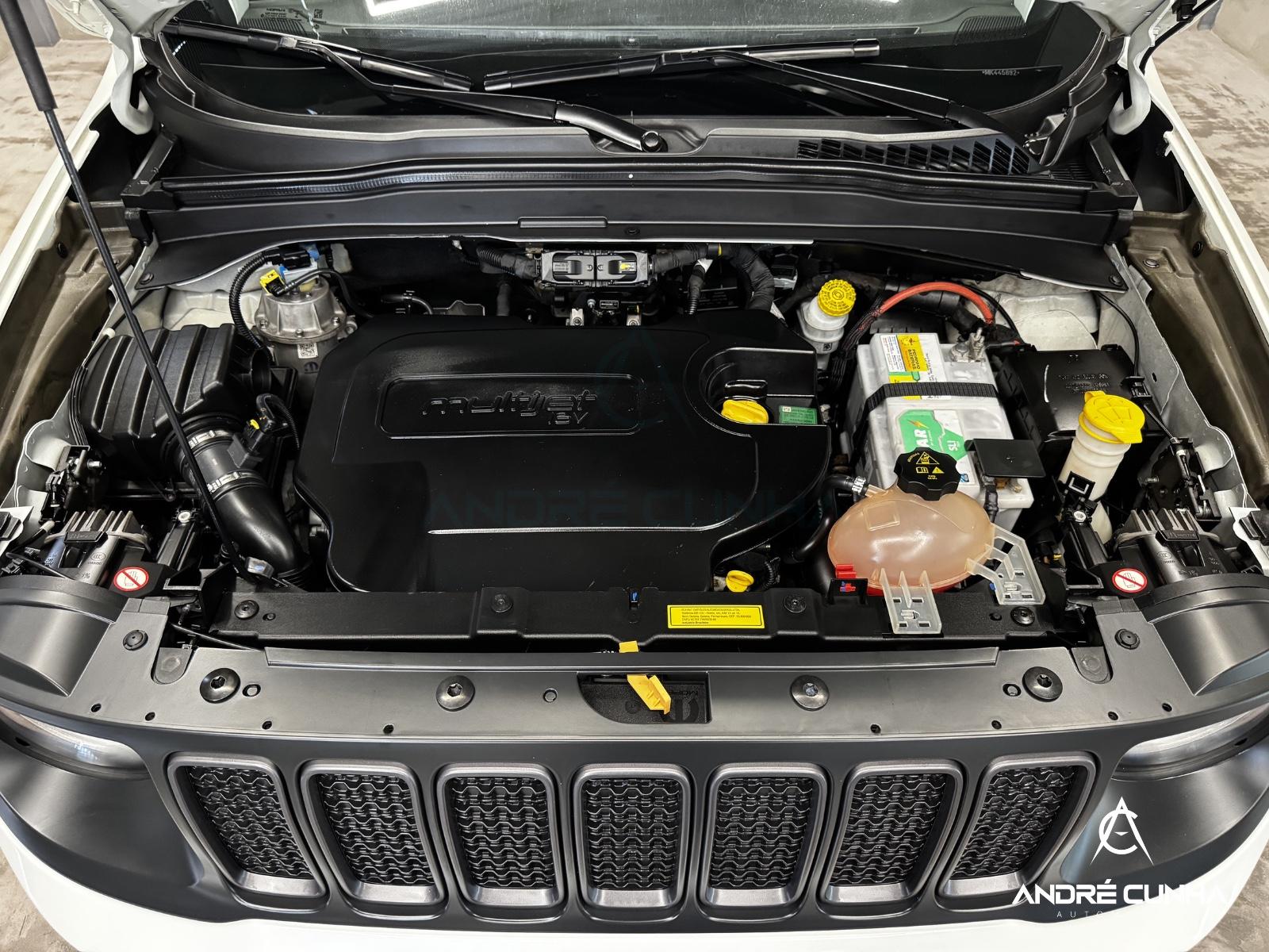 Foto numero 18 do veiculo Jeep Renegade Trailhawk 2.0 4x4 TB Diesel Aut  - Branca - 2021/2021