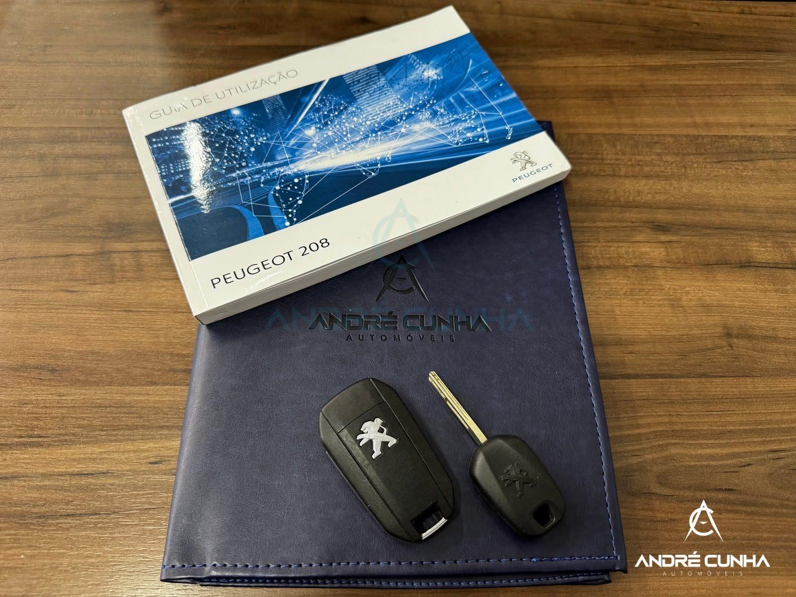 Foto numero 17 do veiculo Peugeot 208 Active Pack 1.6 Flex 16V 5p Aut.  - Prata - 2019/2020