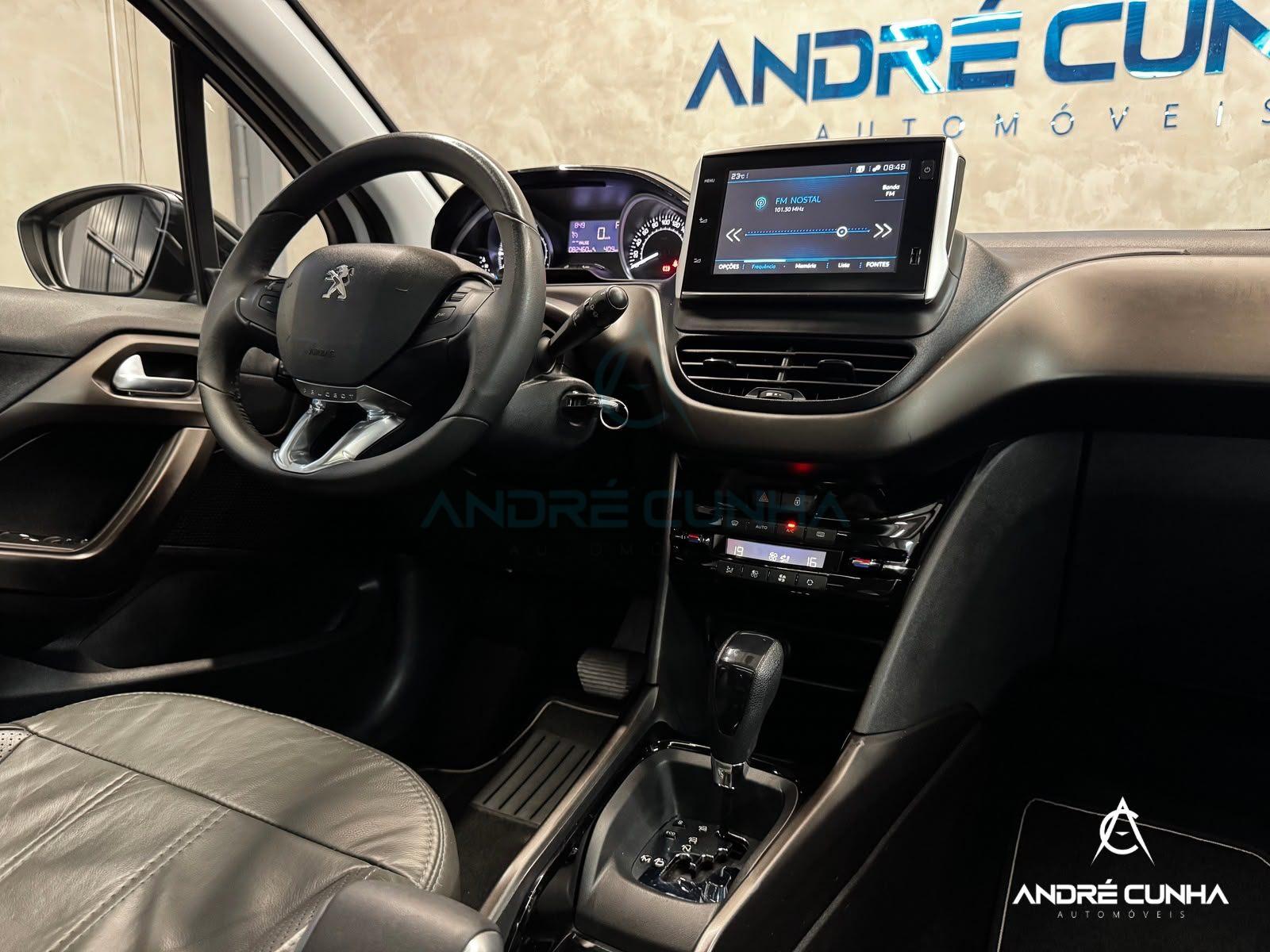 Foto numero 10 do veiculo Peugeot 2008 Griffe 1.6 Turbo Flex 16V 5p Aut.  - Branca - 2019/2020