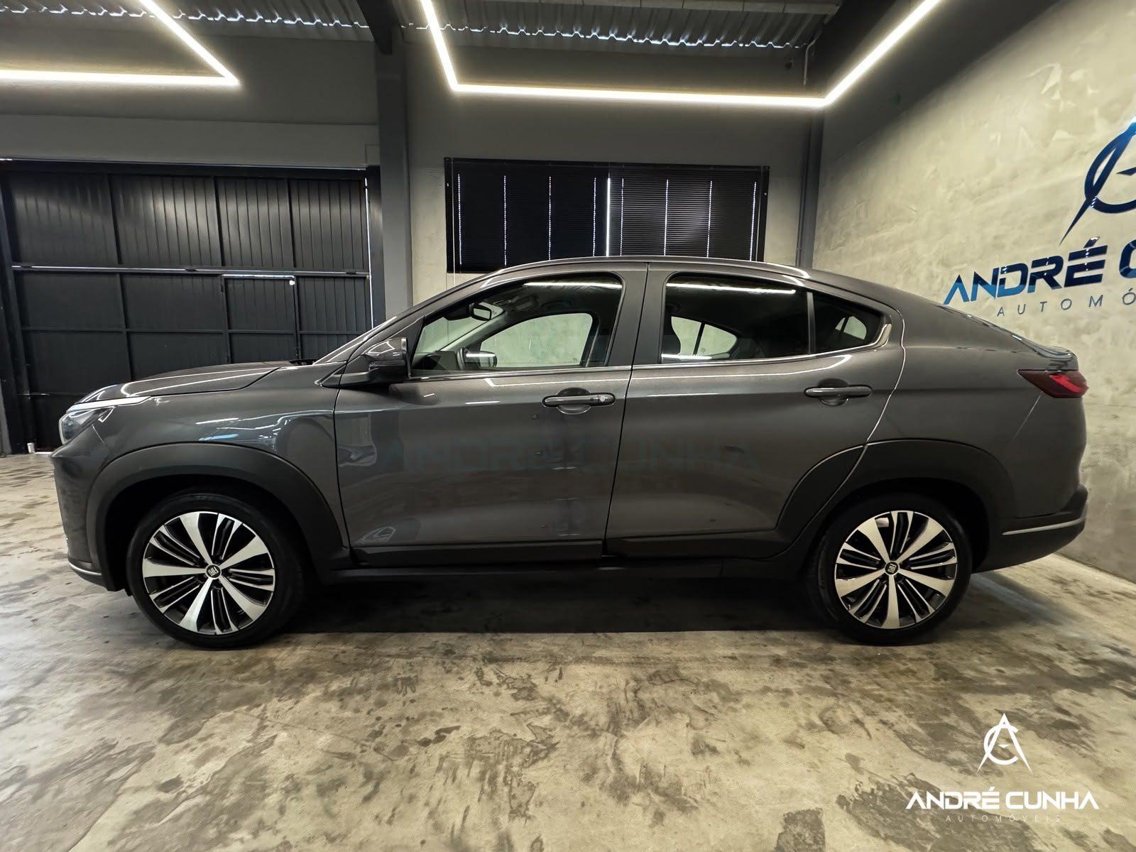 Foto numero 3 do veiculo Fiat Fastback Audace 1.0 200 T. Flex Aut  - Cinza - 2022/2023
