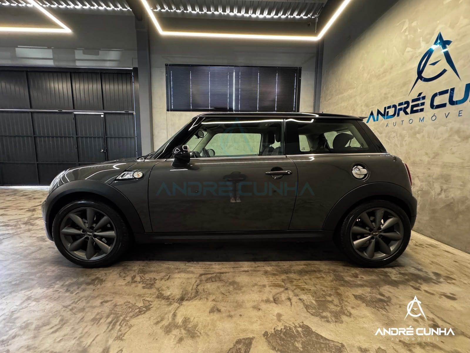 Foto numero 3 do veiculo Mini Cooper S 1.6 Aut. - Cinza - 2011/2012