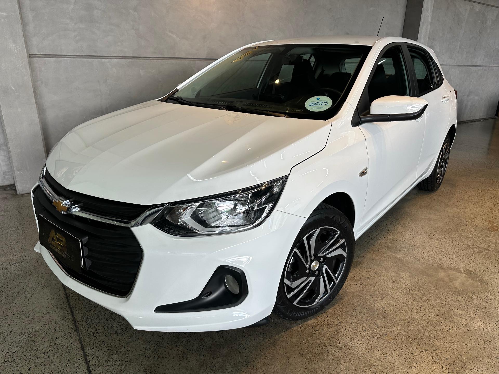 Foto numero 1 do veiculo Chevrolet Onix HEV/ 10MT LT2 - Branca - 2024/2025