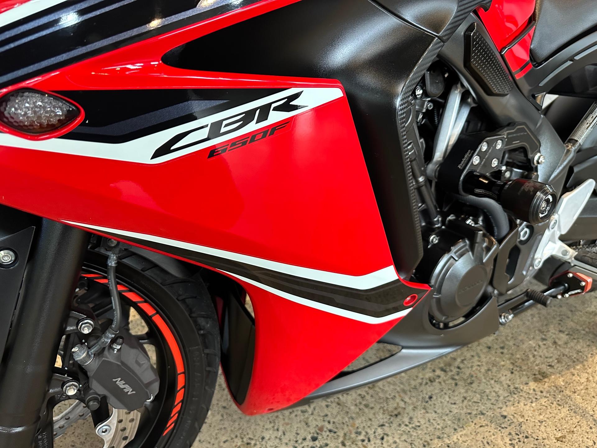 Foto numero 8 do veiculo Honda CBR 650 F - Vermelha - 2018/2018