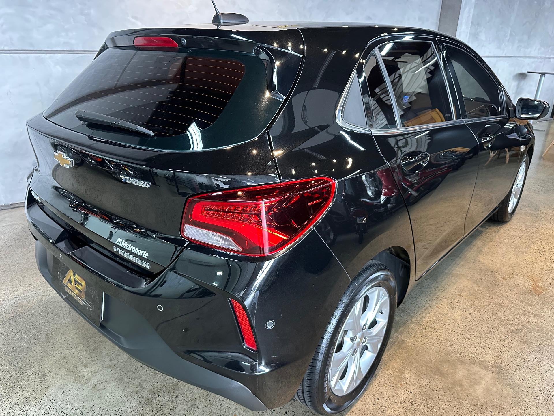 Foto numero 3 do veiculo Chevrolet Onix HEV/ 10TAT PR2 - Preta - 2020/2021