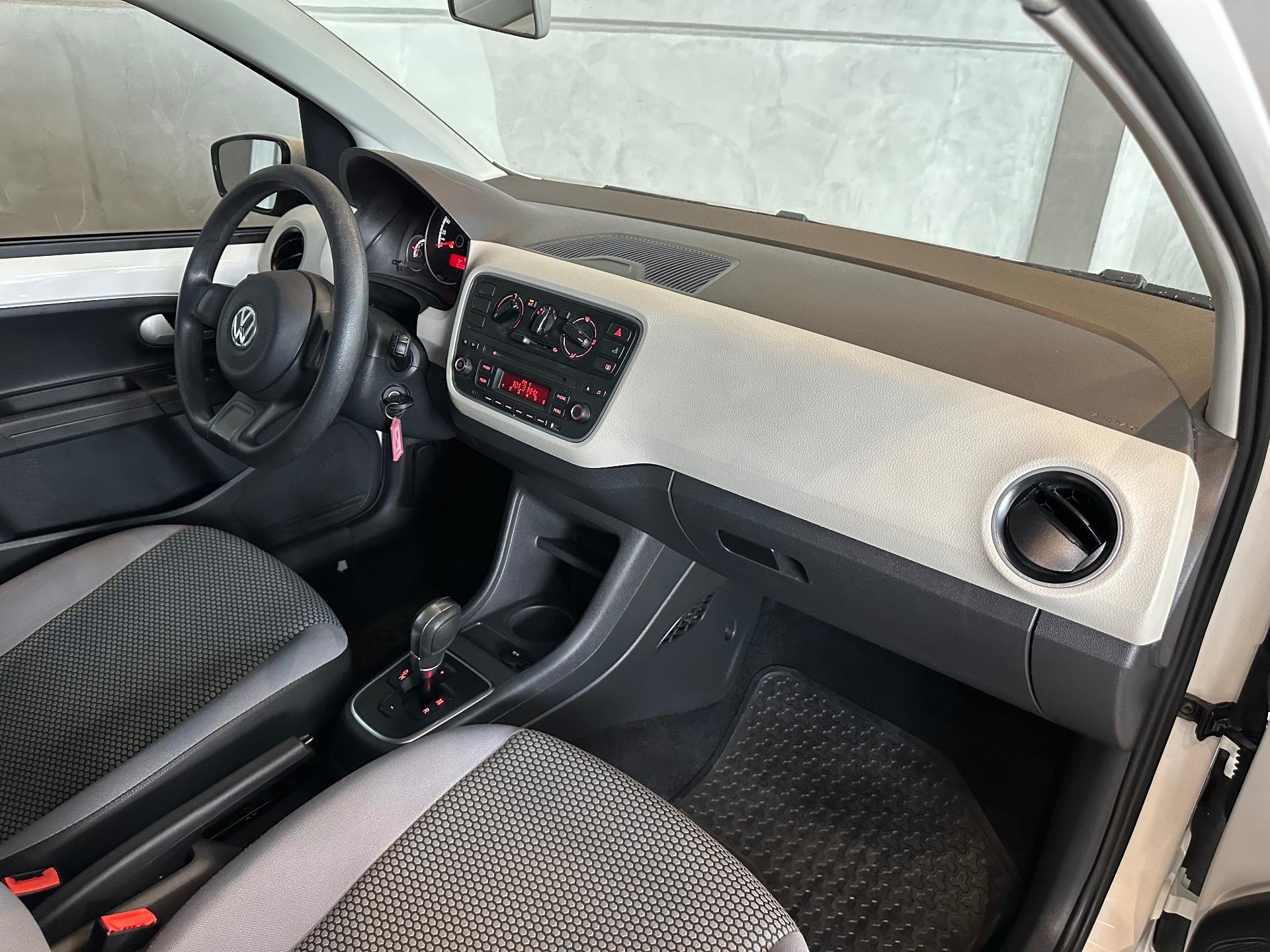 Foto numero 10 do veiculo Volkswagen Up MOVE AUTOMÁTICO - Branca - 2016/2017