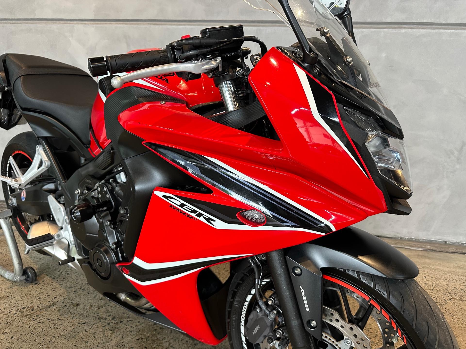 Foto numero 12 do veiculo Honda CBR 650 F - Vermelha - 2018/2018