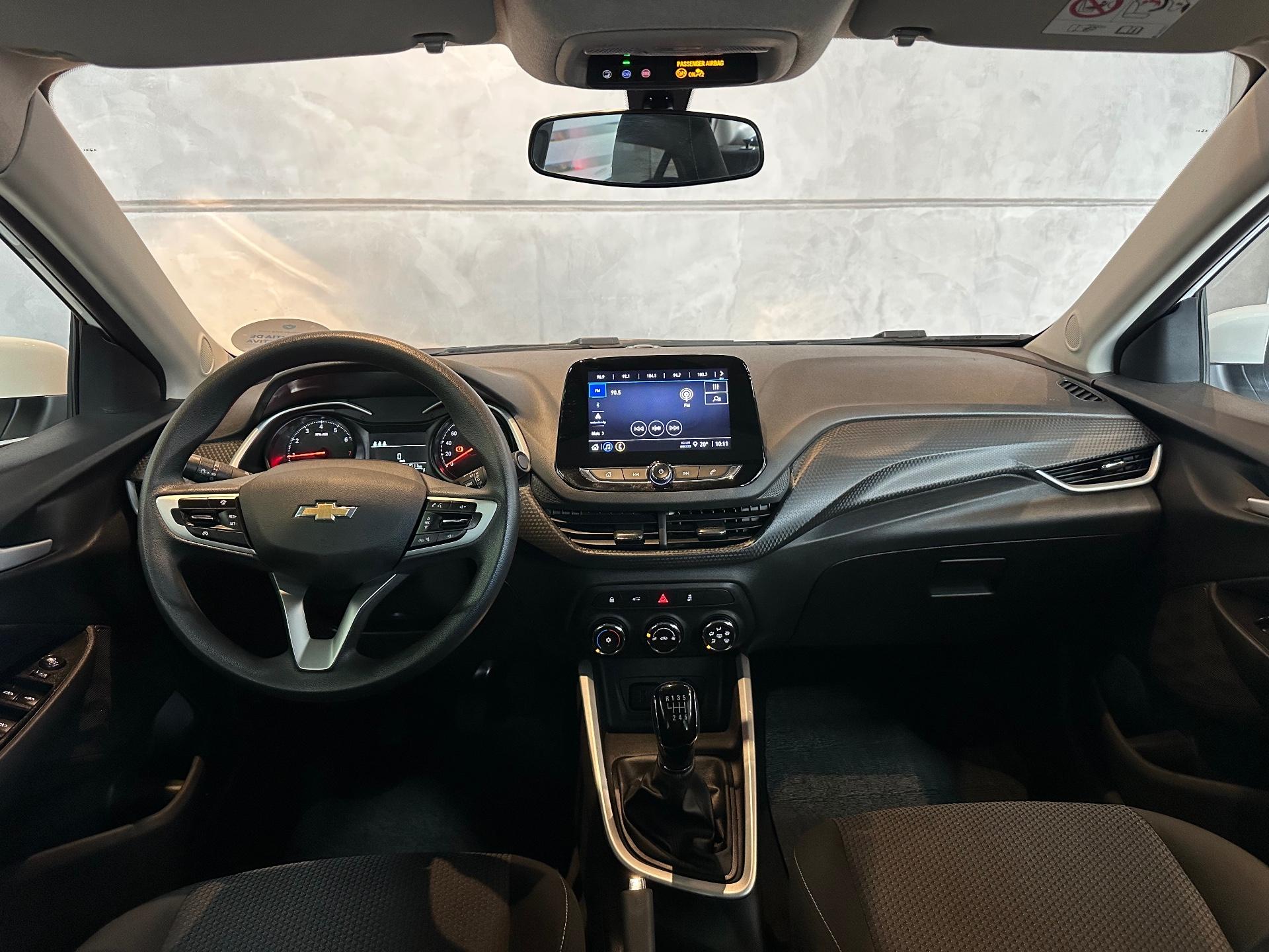 Foto numero 12 do veiculo Chevrolet Onix HEV/ 10MT LT2 - Branca - 2024/2025