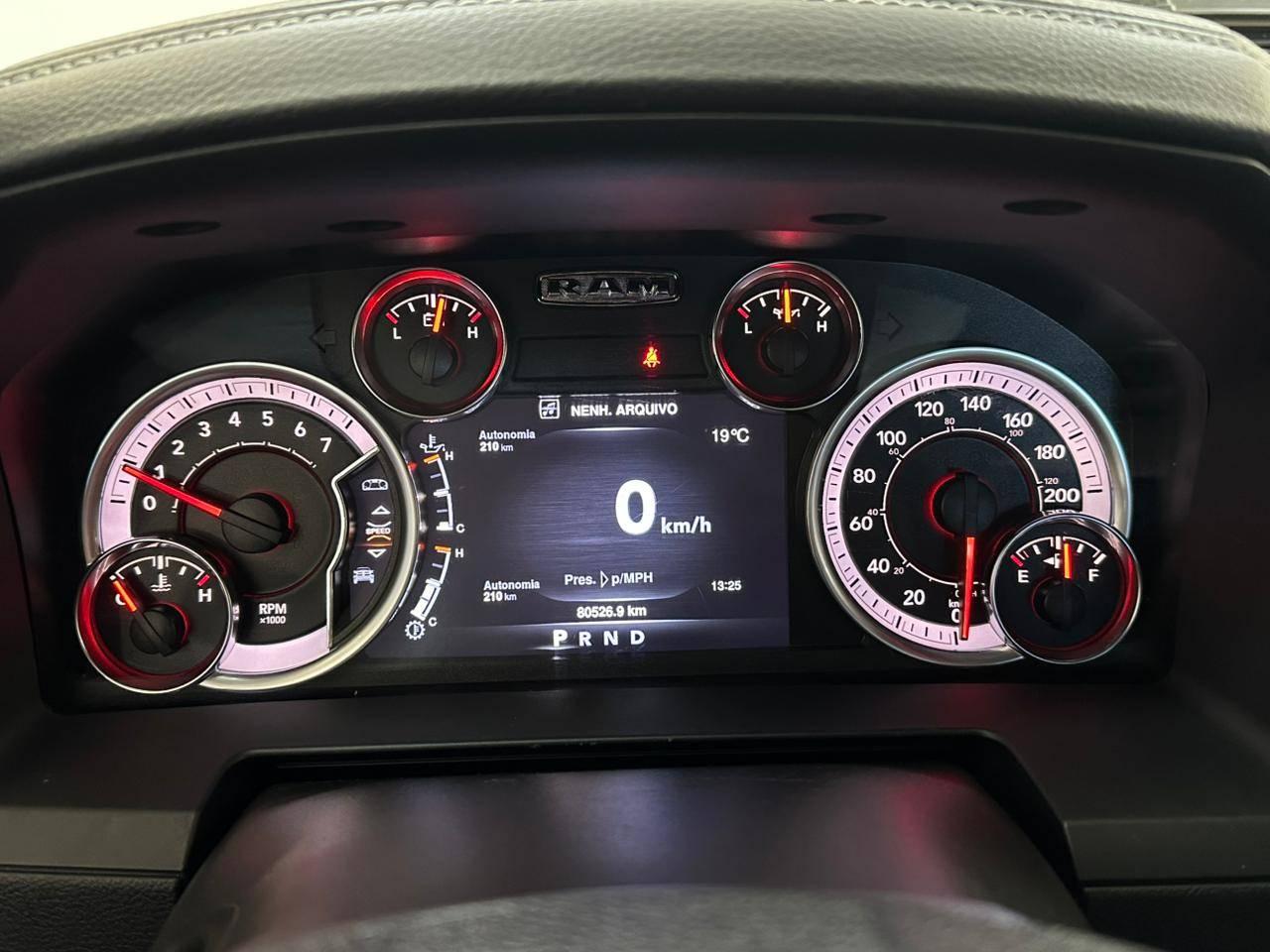 Ram Classic LARAMIE 5.7 CD V8 4X4 Aut. 2022