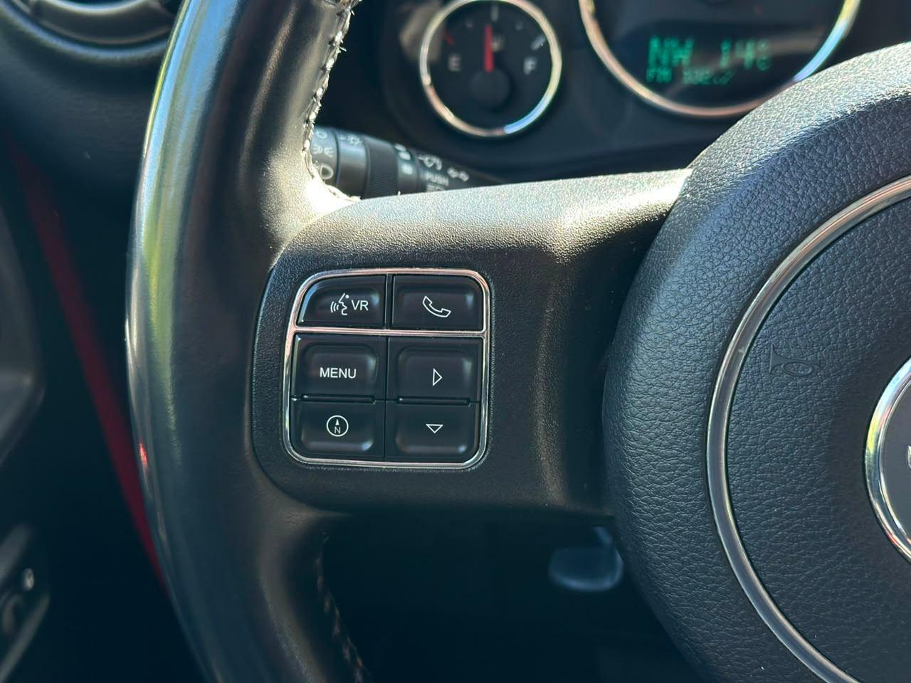 Jeep Wrangler Unlimited Sport 3.6 V6 284cv 4p 2015