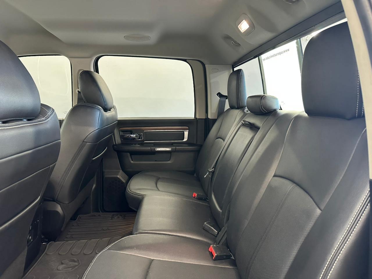 Ram Classic LARAMIE 5.7 CD V8 4X4 Aut. 2022