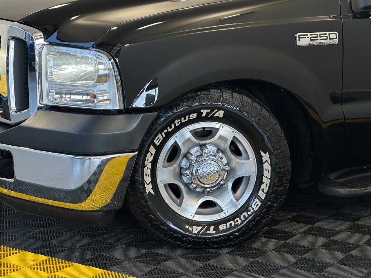 Ford F-250 XLT L COM KIT TIJUCAR!! 2005