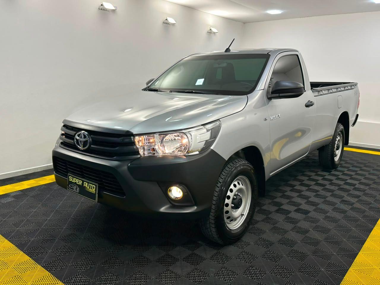 Toyota Hilux Cabine Simples CS 2.8T AUTOMÁTICA E 4X4!! 2025
