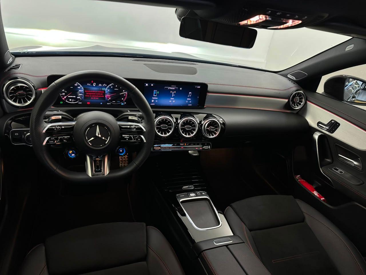 Mercedes-Benz CLA-35 AMG 306CV! 2026