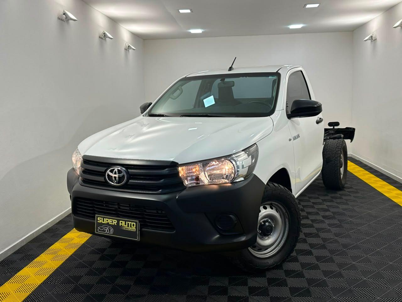 Toyota Hilux Cabine Simples LS CS! 2023
