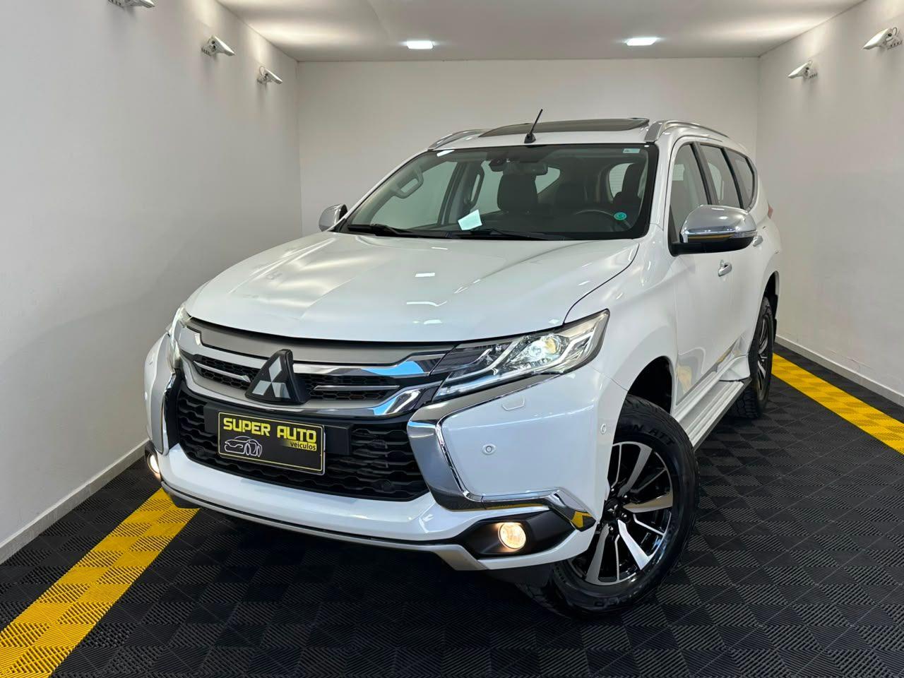 Mitsubishi Pajero SPORT HPE 2.4T 190CV COM 7 LUGARES E TETO SOLAR!! 2020