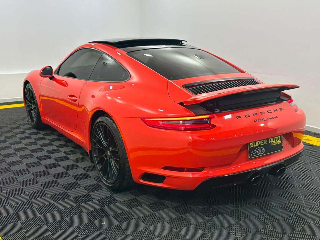 Porsche 911 CARRERA 3.0T COM SPORT CHRONO! 2018