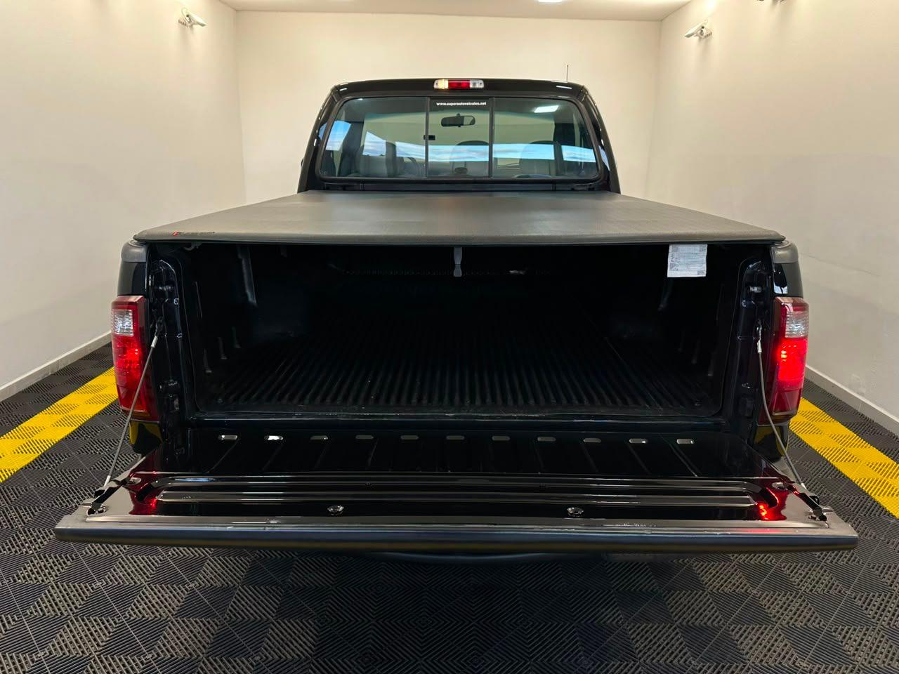 Ford F-250 XLT-L! 2005