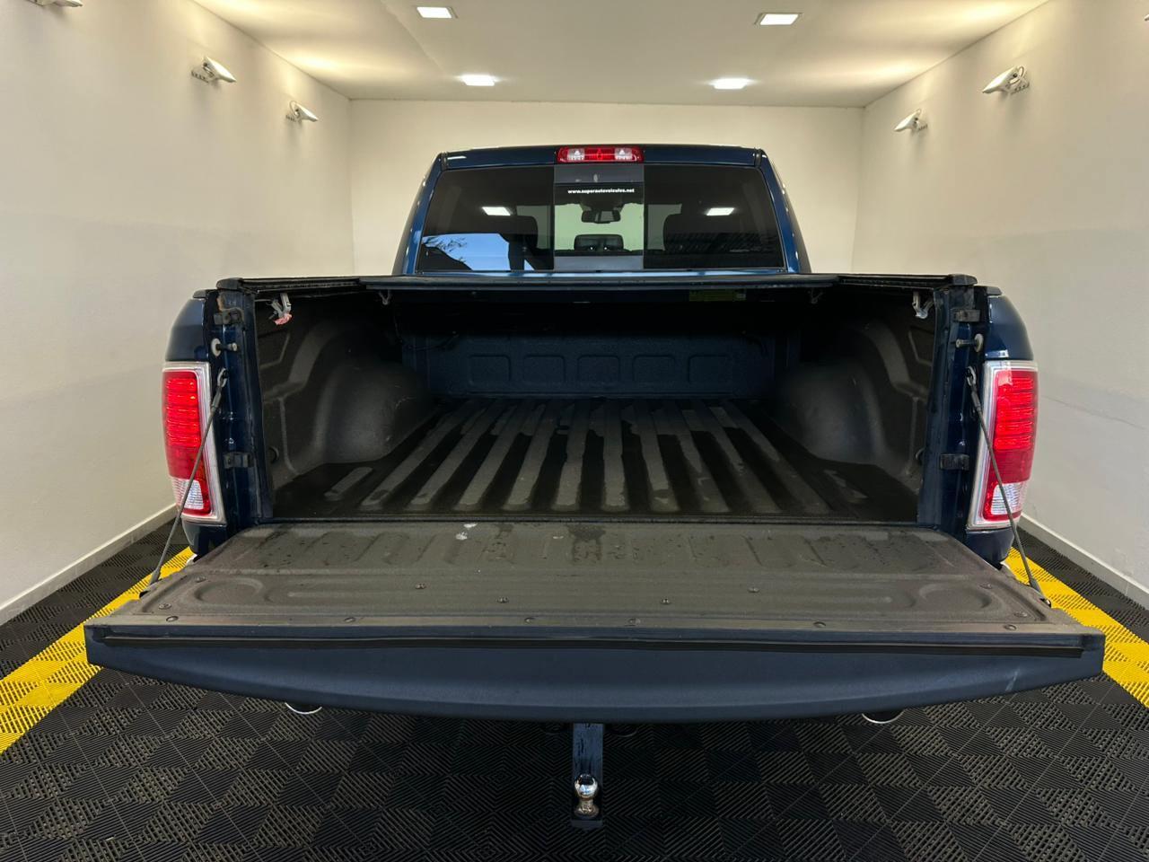 Ram Classic LARAMIE 5.7 CD V8 4X4 Aut. 2022