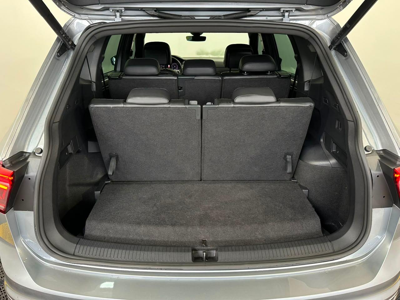 Volkswagen Tiguan R-LINE 2.0T! 2024