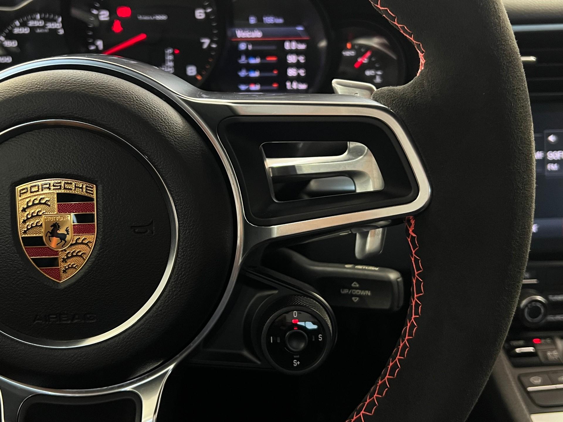 Porsche 911 CARRERA 3.0T COM SPORT CHRONO! 2018