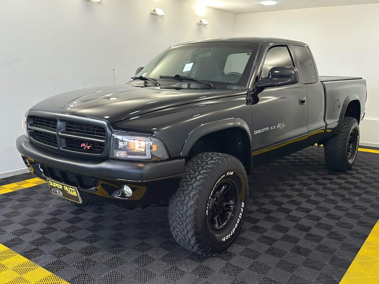 Dodge Dakota RT V8 COM CÂMBIO MANUAL 2001