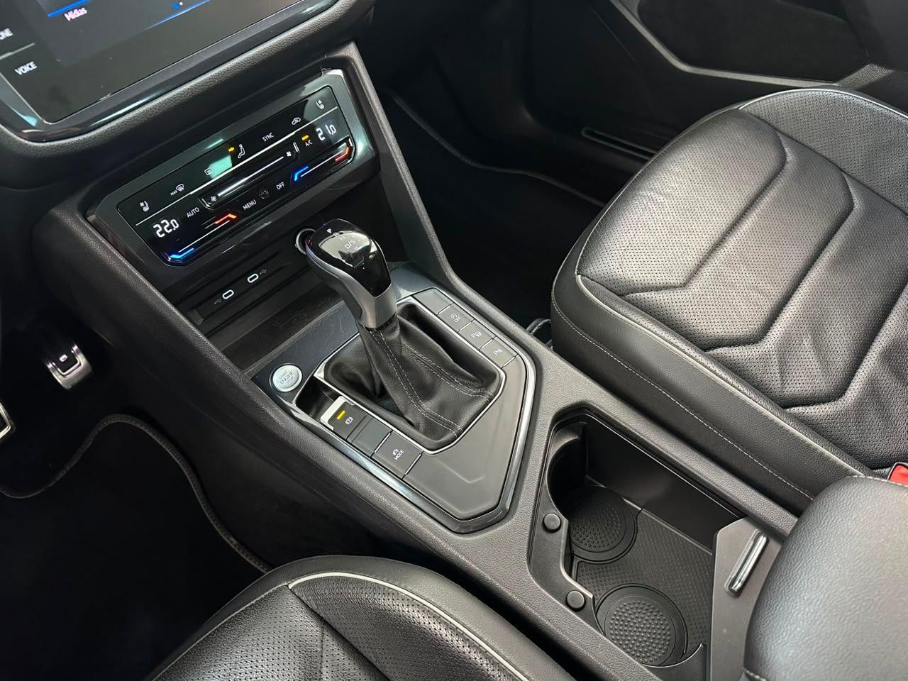 Volkswagen Tiguan R-LINE 2.0T! 2024