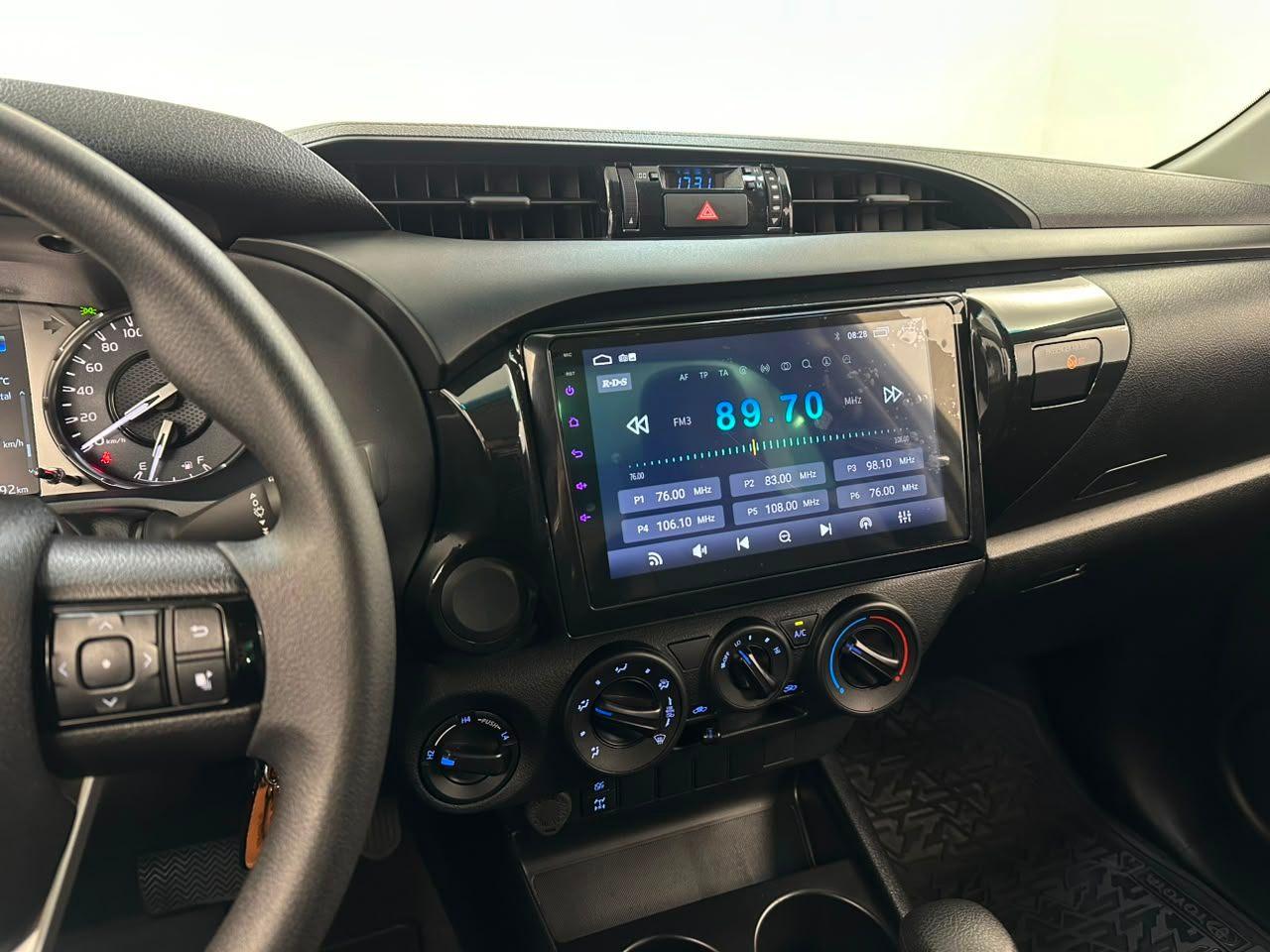 Toyota Hilux Cabine Simples CS 2.8T AUTOMÁTICA E 4X4!! 2025