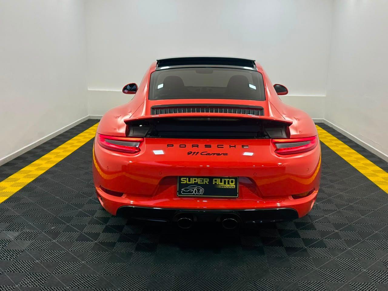 Porsche 911 CARRERA 3.0T COM SPORT CHRONO! 2018