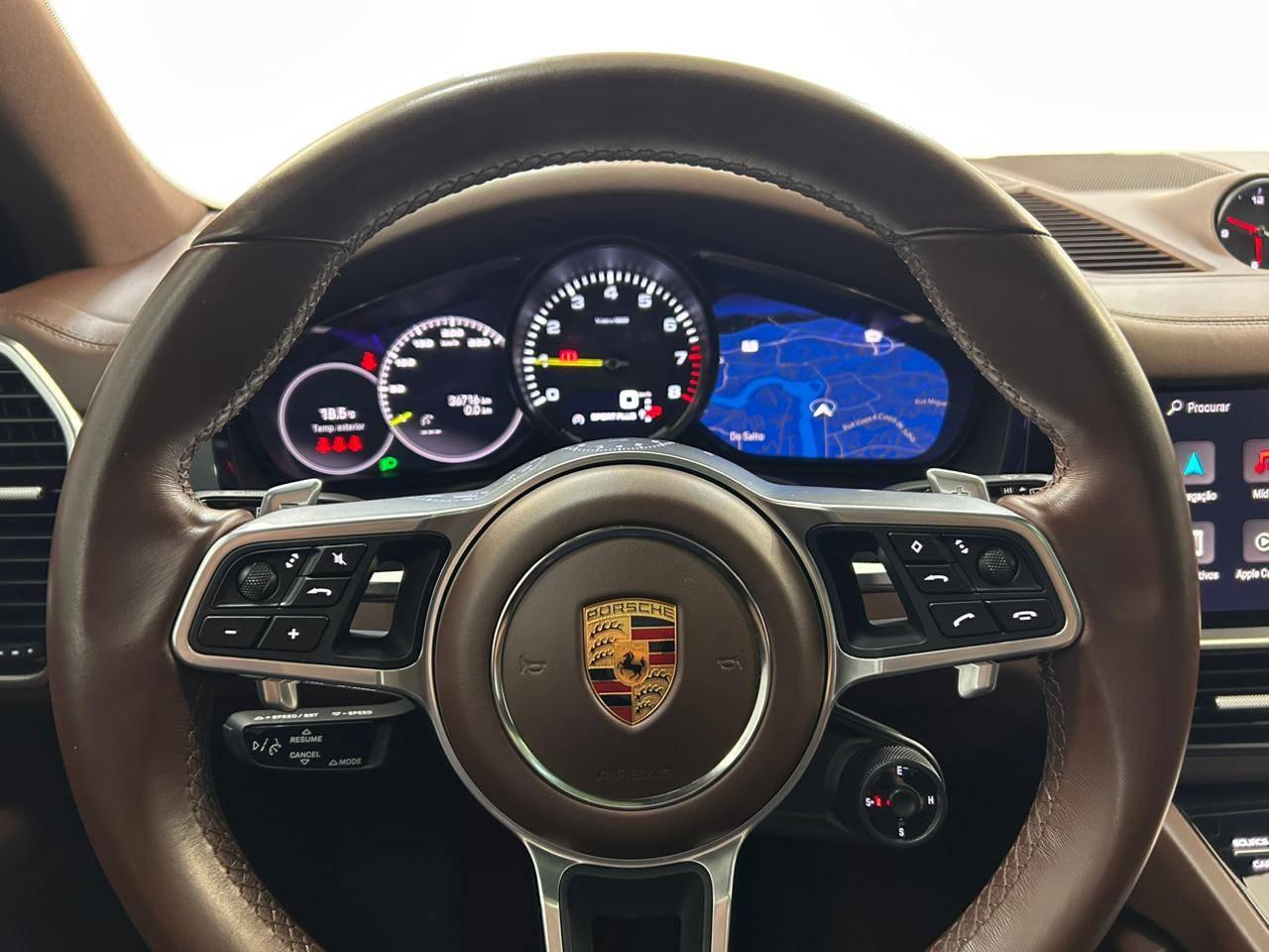 Porsche Cayenne PLATINUM EDITION E-HYBRID 462CV! 2022
