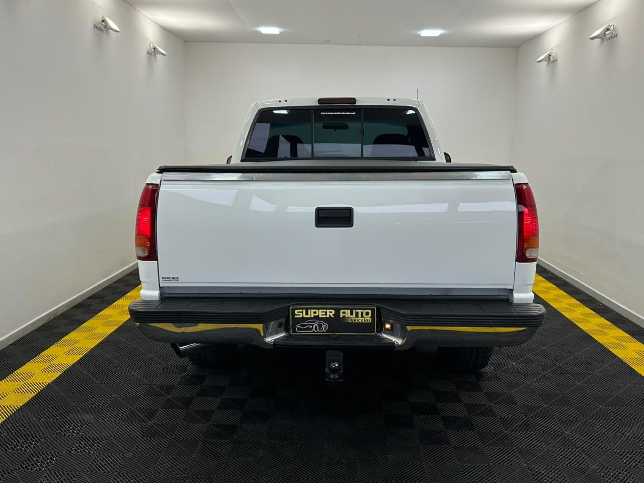 Chevrolet Silverado DLX! 1998