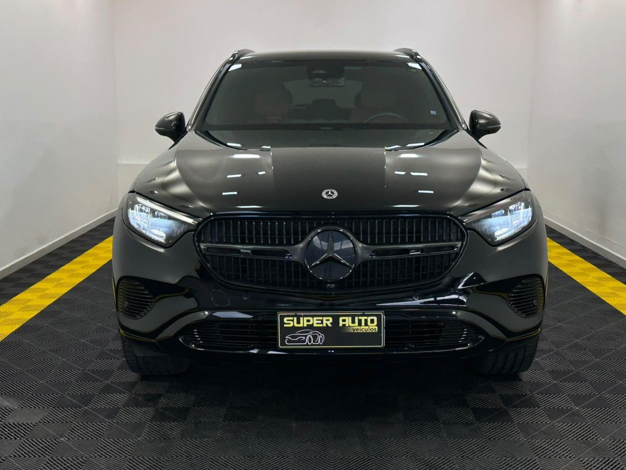 Mercedes-Benz GLC-300 4MATIC HYBRID! 2023