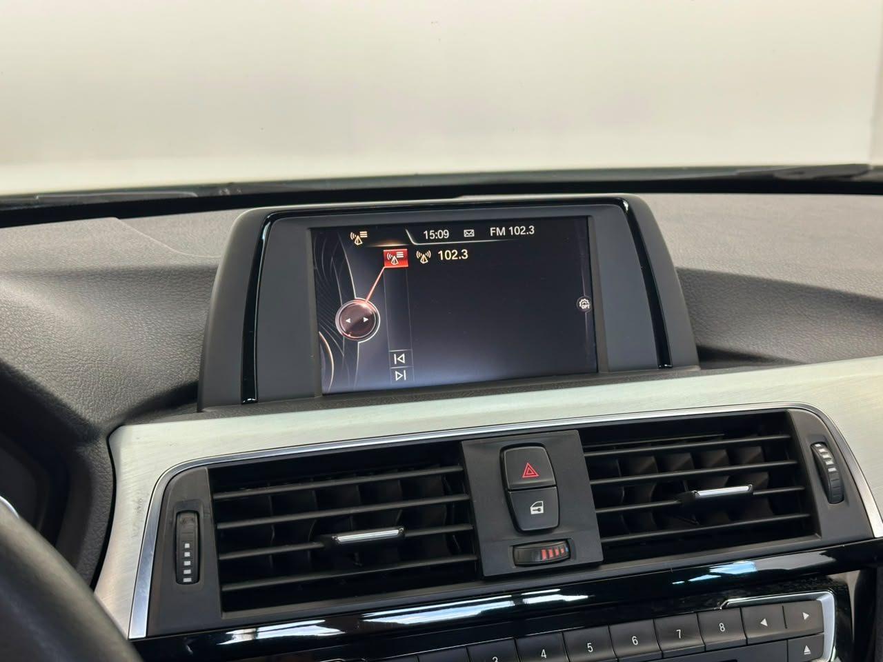 BMW 320i ACTIVE FLEX ÚNICO DONO! 2016