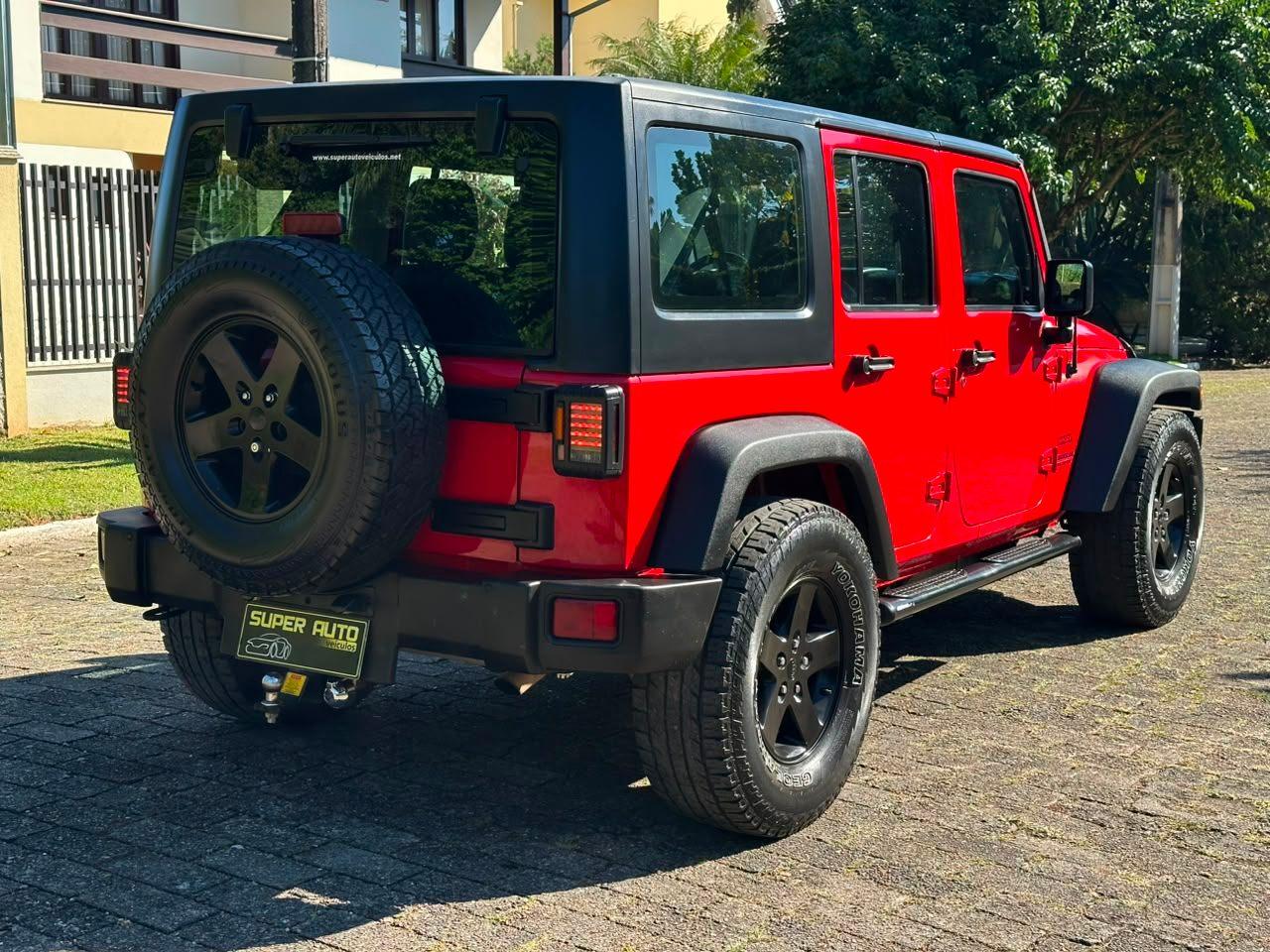 Jeep Wrangler Unlimited Sport 3.6 V6 284cv 4p 2015